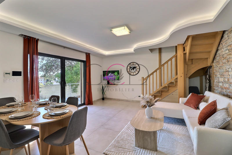 Maison - 154 m² - 7 pièces