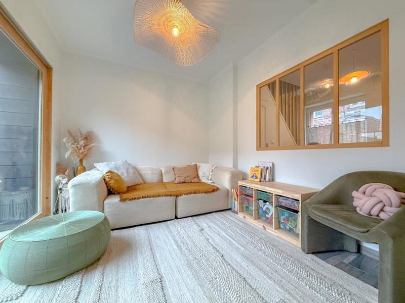 Maison - 90 m² - 3 pièces