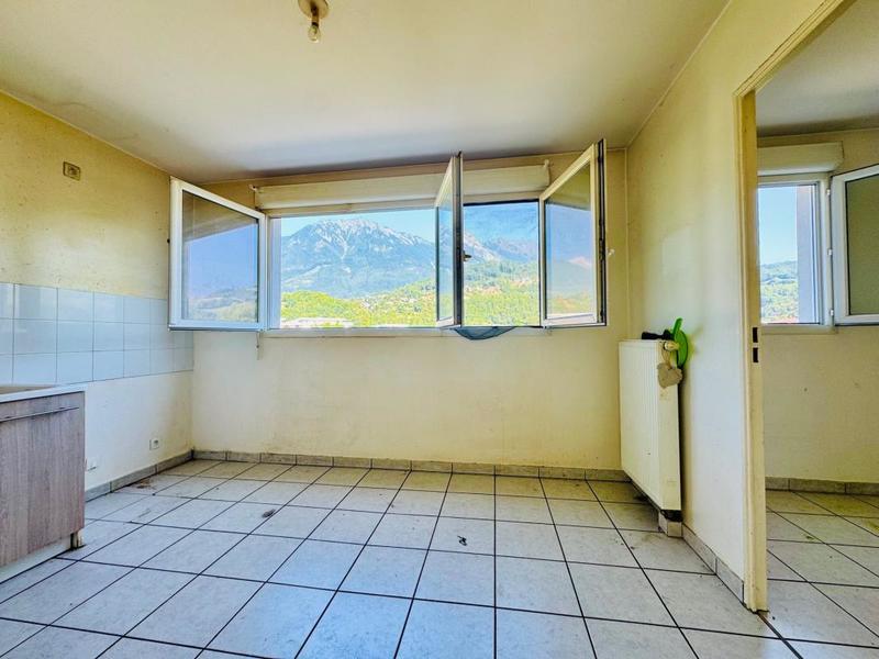 Appartement - 87 m² - 4 pièces