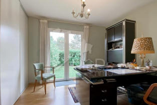 Maison - 210 m² - 10 pièces