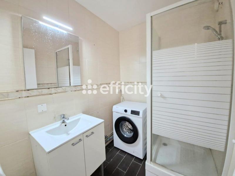 Appartement - 95 m² - 5 pièces