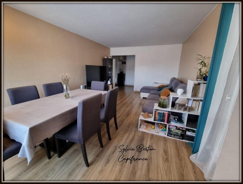 Appartement - 85 m² - 4 pièces