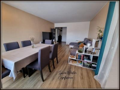 Appartement - 85 m² - 4 pièces