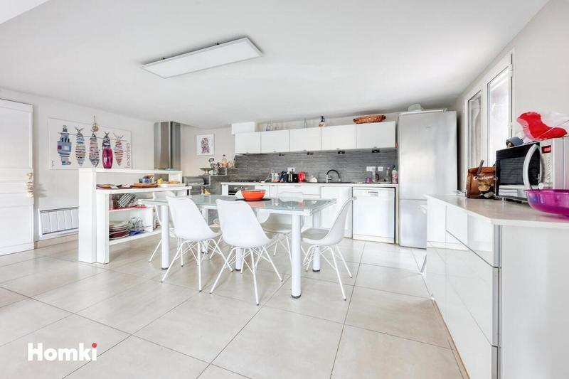 Maison - 97 m² - 4 pièces