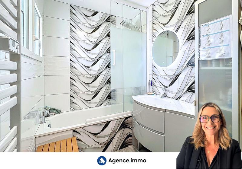 Maison - 95 m² - 5 pièces