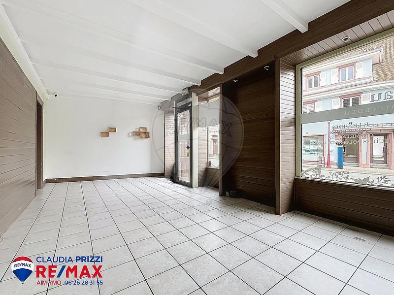 Local commercial - 42 m² - 2 pièces