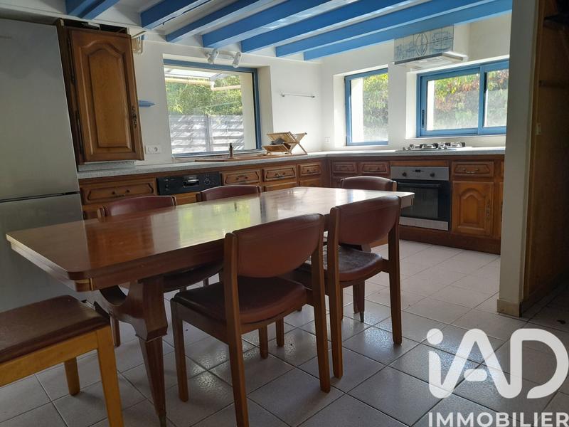Maison - 140 m² - 5 pièces