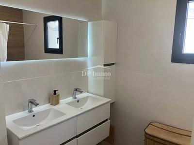 Villa - 107 m² - 4 pièces