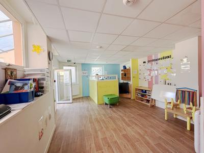 Local commercial - 127 m²