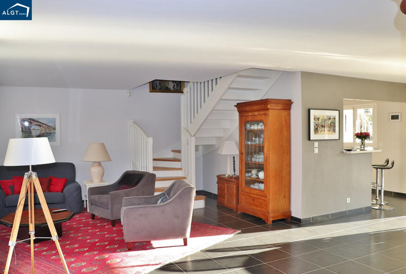 Villa - 165 m² - 5 pièces