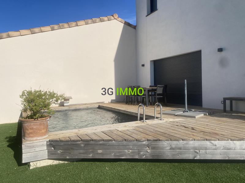 Maison traditionnelle - 100 m² - 5 pièces