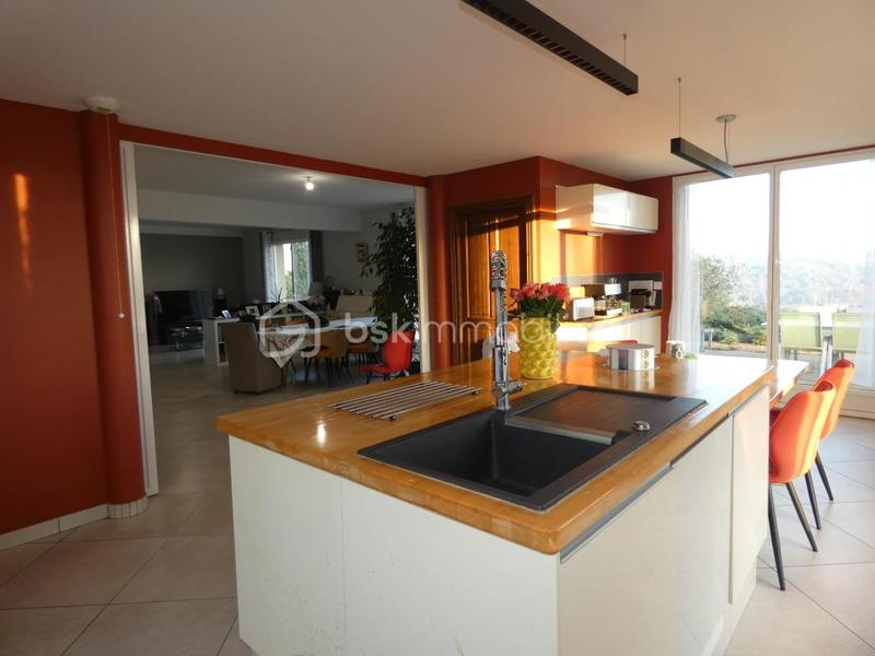 Maison d'architecte - 377 m² - 9 pièces