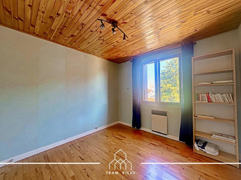 Maison - 194 m² - 5 pièces