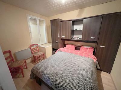 Maison - 104 m² - 7 pièces