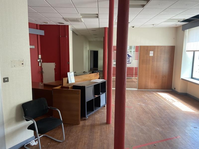 Local d'activité / Entrepôt - 576 m²