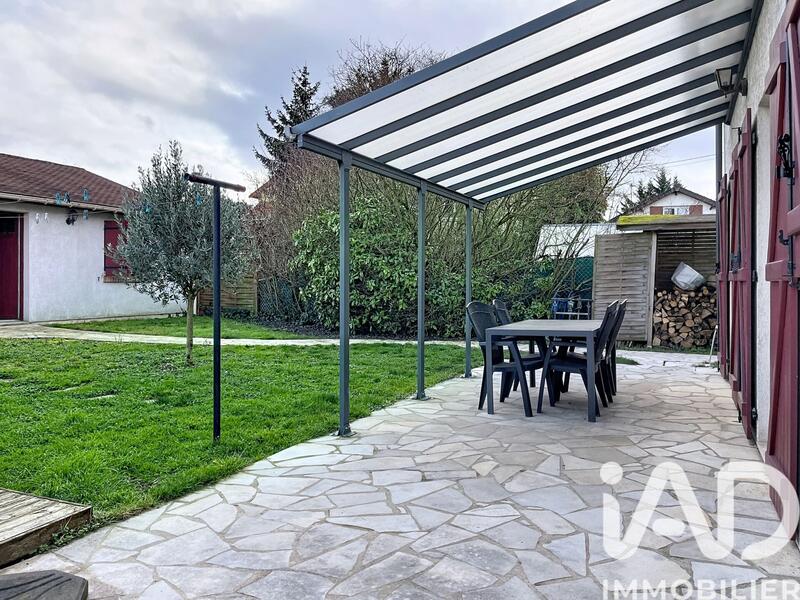 Maison - 140 m² - 5 pièces