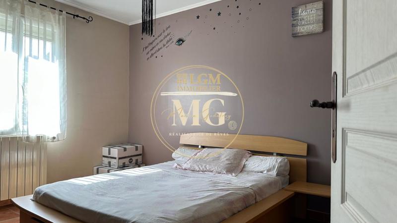 Maison - 93 m² - 4 pièces