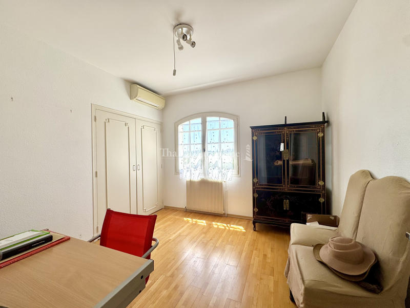 Maison - 200 m² - 8 pièces