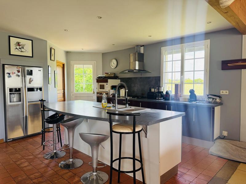 Maison - 170 m² - 5 pièces