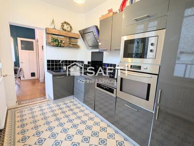 Maison - 82 m² - 6 pièces