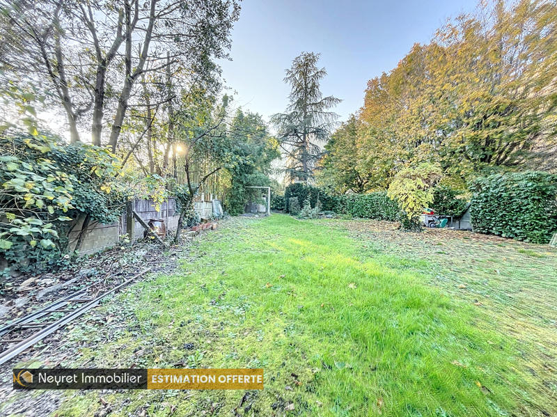 Maison - 220 m² - 7 pièces