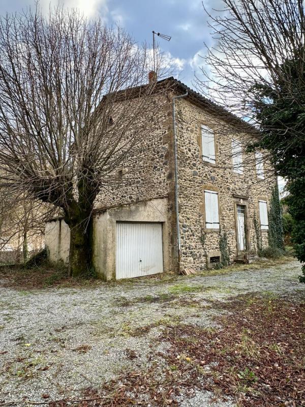 Maison en pierre - 203 m² - 11 pièces