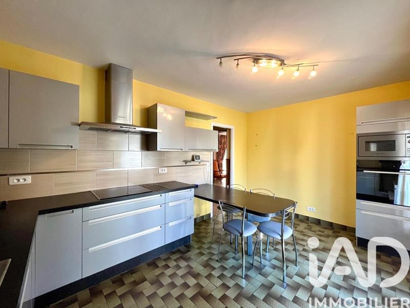 Maison - 98 m² - 4 pièces