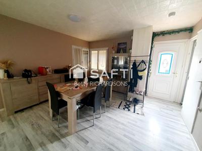 Maison - 107 m² - 7 pièces