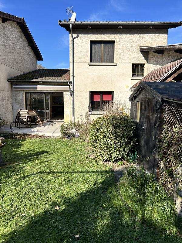 Maison - 106 m² - 5 pièces