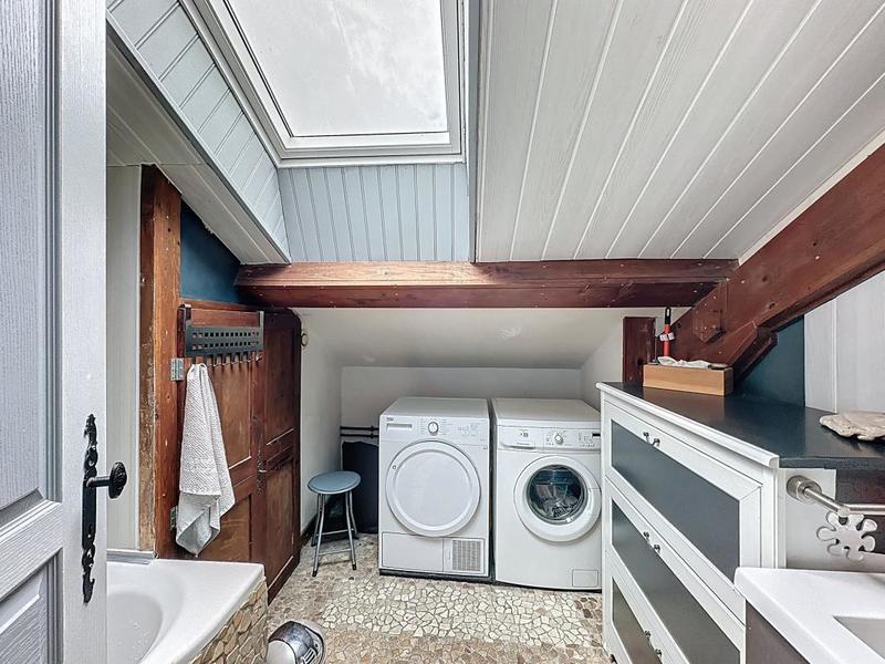 Appartement - 100 m² - 4 pièces