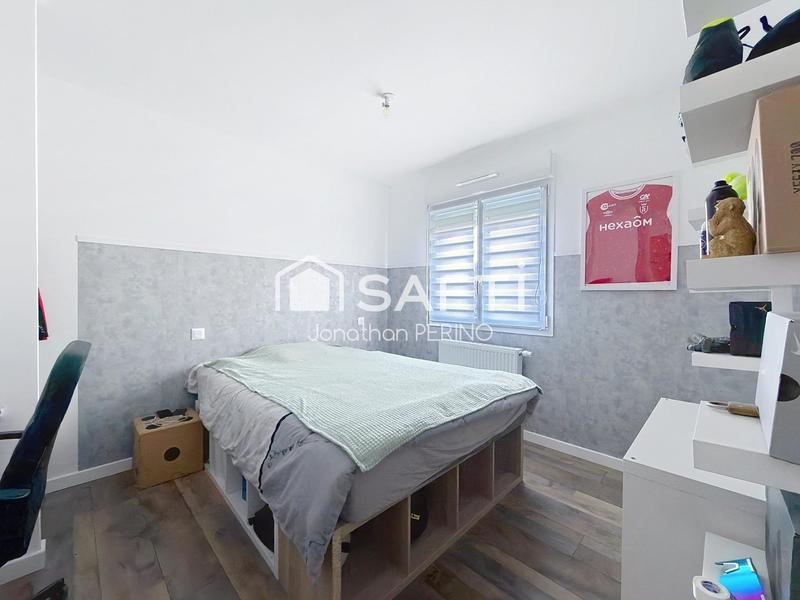 Maison - 92 m² - 4 pièces