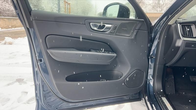 Volvo Xc60 II 2.0 Ti 349 Plug in Hybrid Awd Geartronic8 Ultra Style Dark