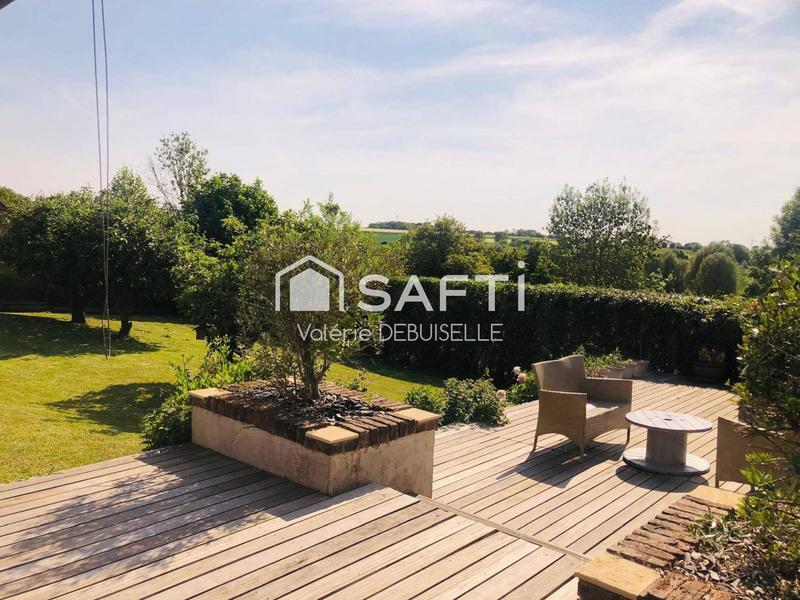 Maison - 181 m² - 7 pièces