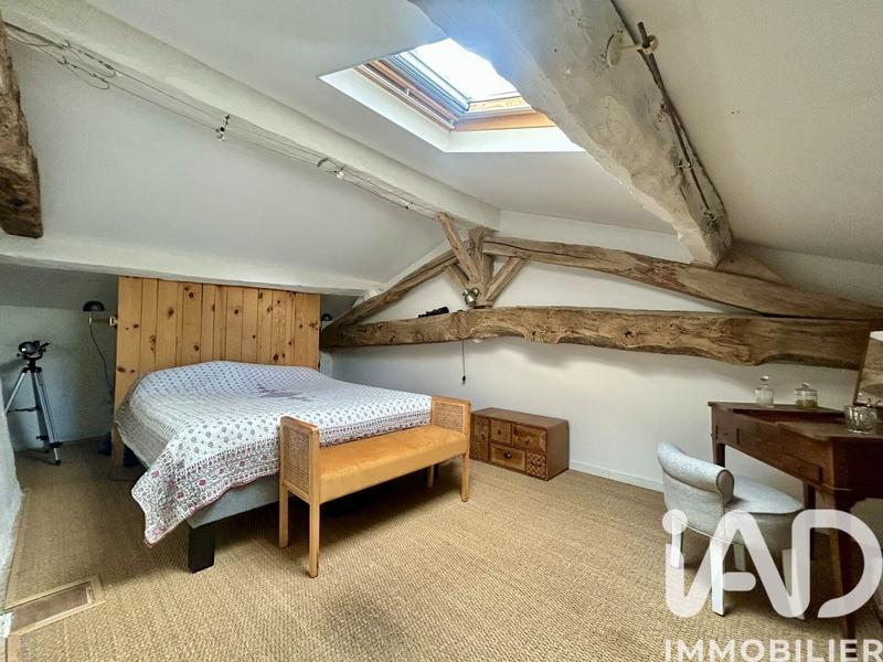 Maison - 180 m² - 10 pièces