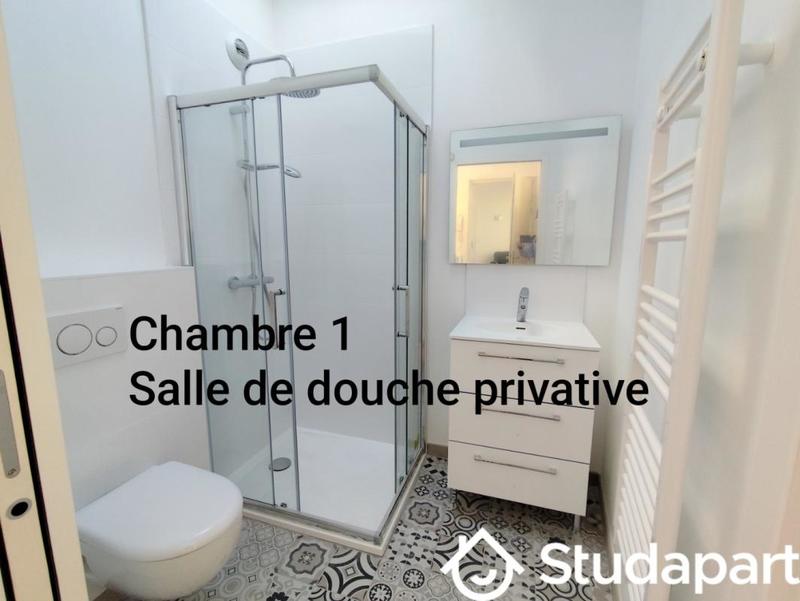 Chambre - 24 m² - 1 pièce
