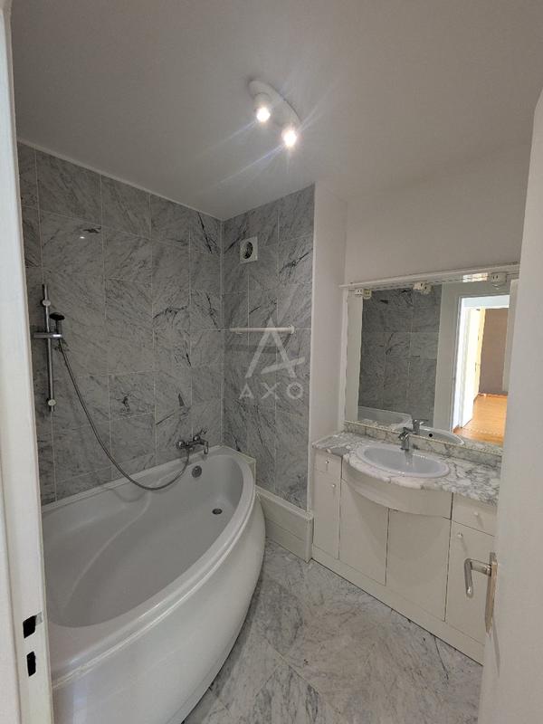 Appartement - 89 m² - 3 pièces