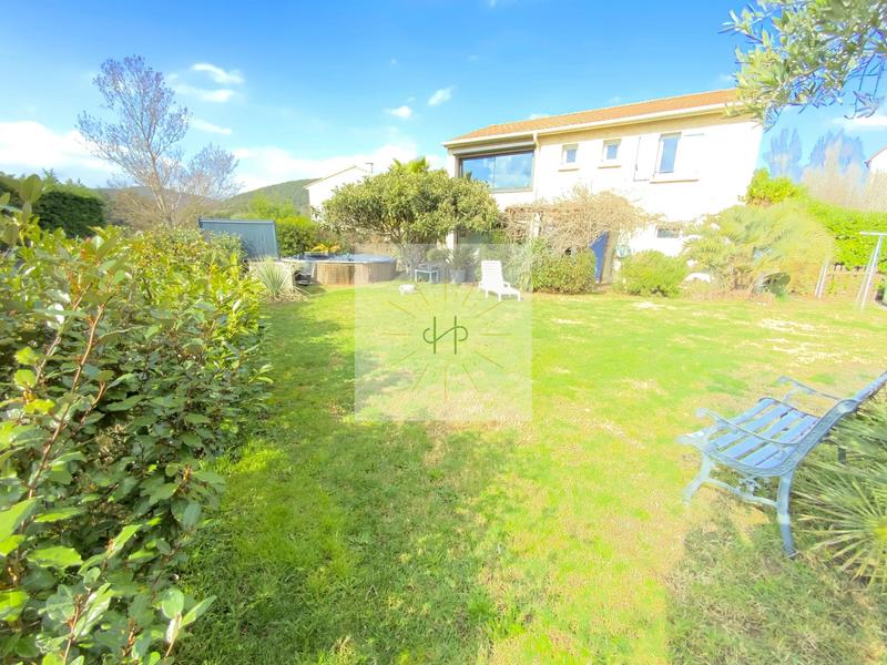 Maison - 133 m² - 6 pièces