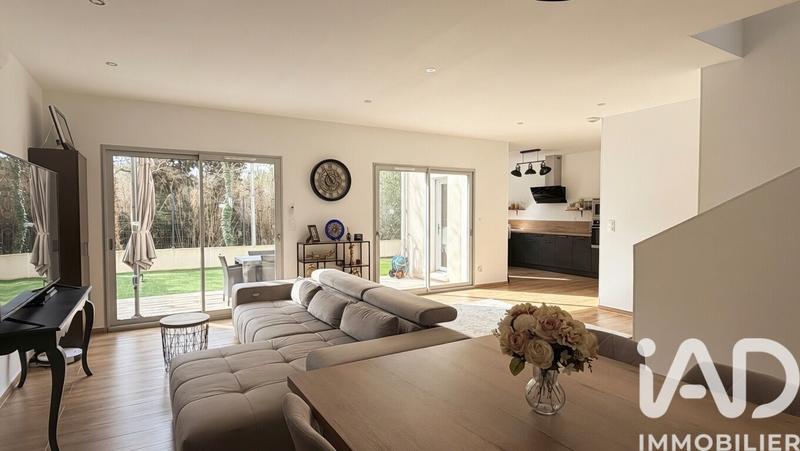 Maison - 115 m² - 4 pièces