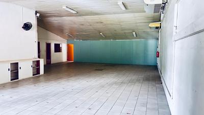 Local commercial - 221 m² - 3 pièces