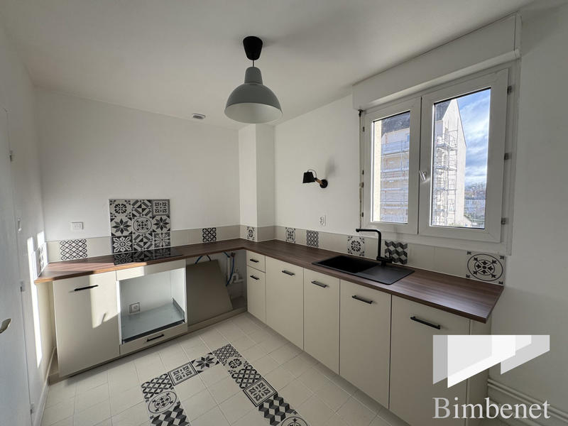 Appartement - 94 m² - 4 pièces