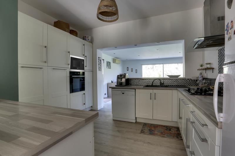 Maison - 142 m² - 7 pièces