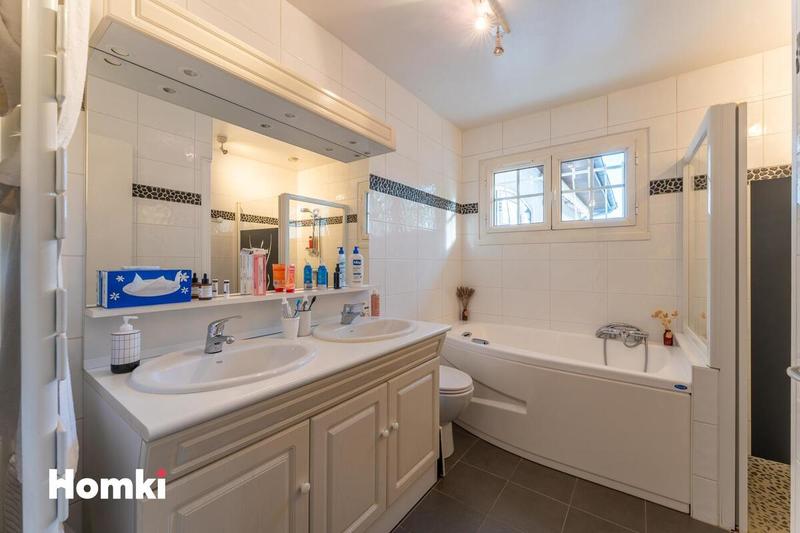 Maison - 136 m² - 5 pièces