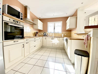 Maison - 106 m² - 5 pièces