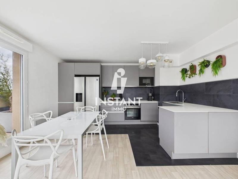 Duplex - 98 m² - 5 pièces