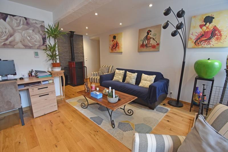 Maison - 232 m² - 8 pièces