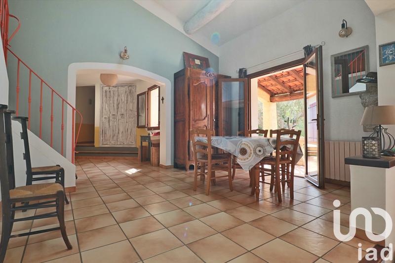 Maison - 185 m² - 5 pièces