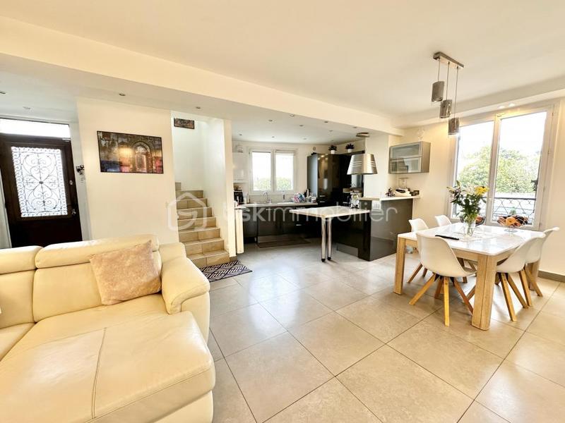 Maison de ville - 146 m² - 6 pièces