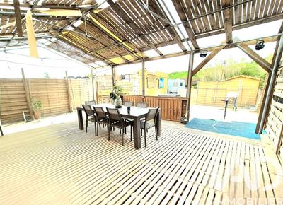 Maison - 280 m² - 5 pièces