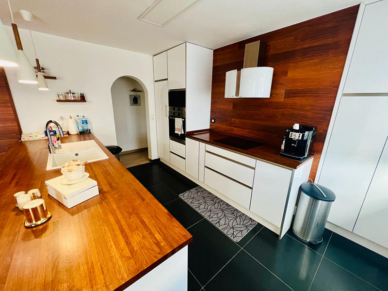 Maison - 150 m² - 8 pièces