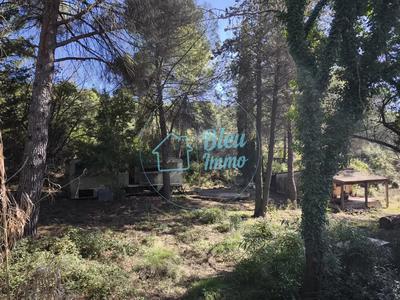 Terrain constructible - 2 489 m²